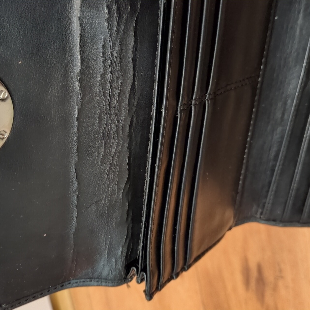 Coach Alexandra Black Leather Envelope wallet - Picture 10 of 15